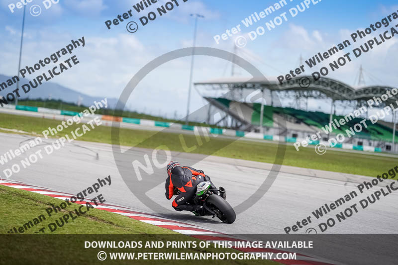 Sepang;event digital images;motorbikes;no limits;peter wileman photography;trackday;trackday digital images